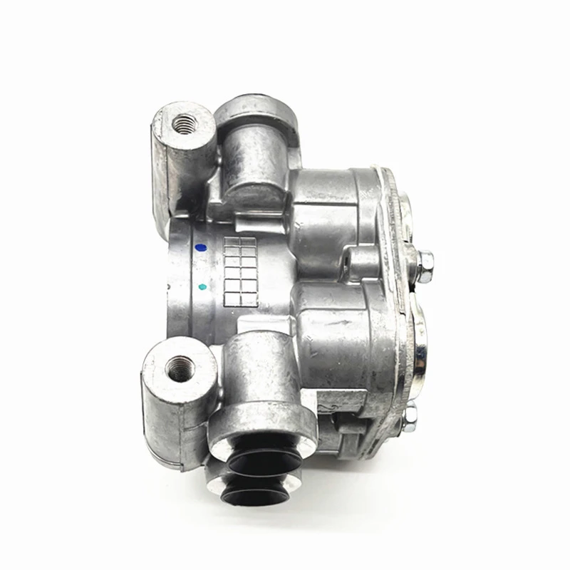 Four-way valve